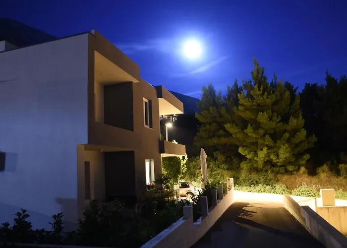 Apartments Marusic