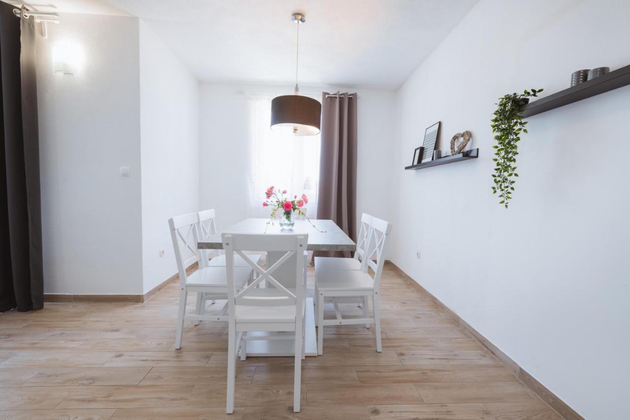 Apartamento Marusic Makarska