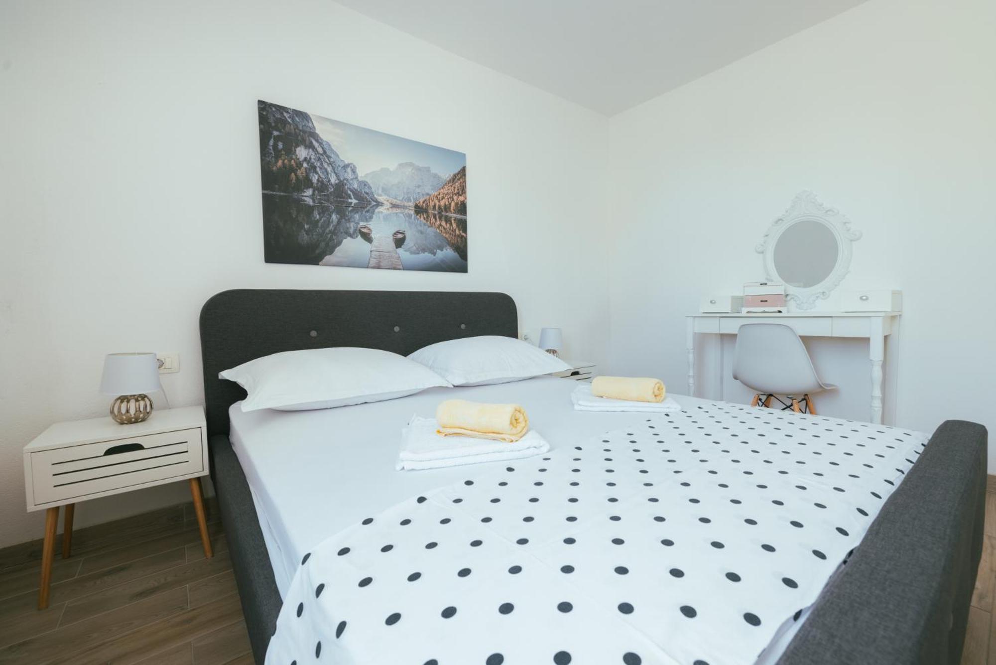 Marusic * Makarska